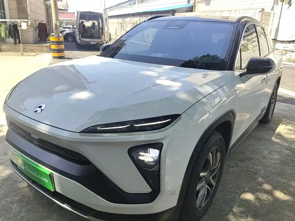 NIO ES6 2021