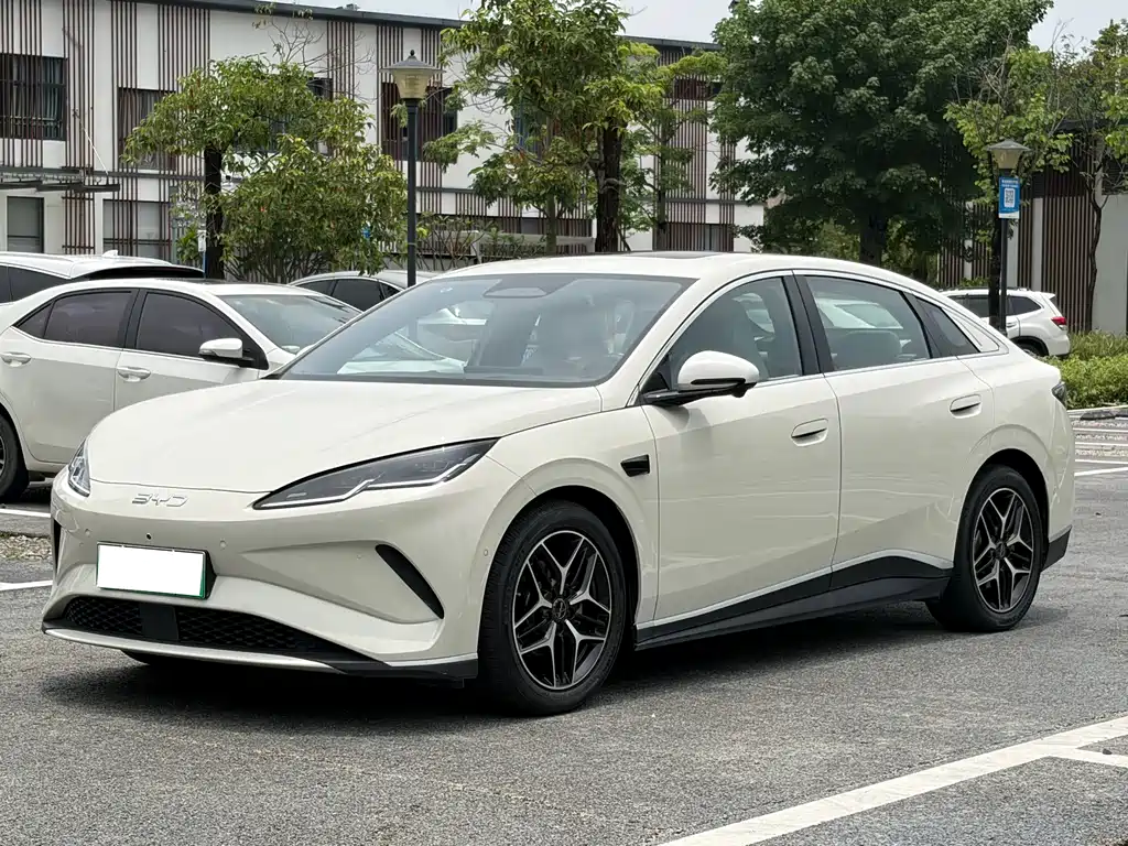 BYD 海豹06 2025