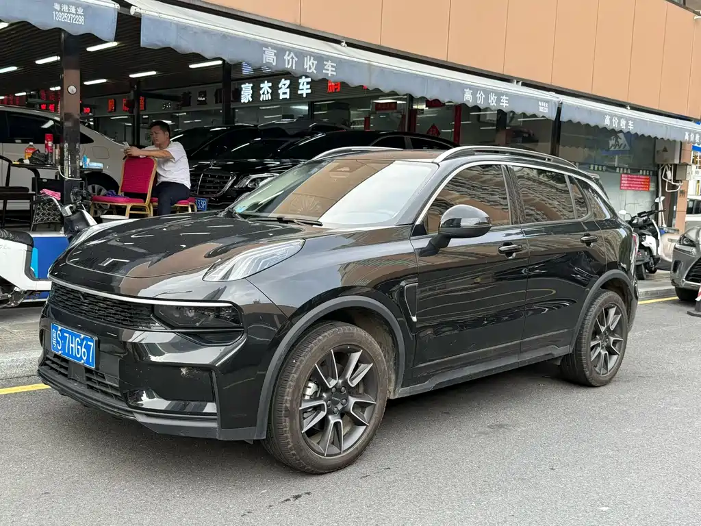 Lynk & Co 01 2025