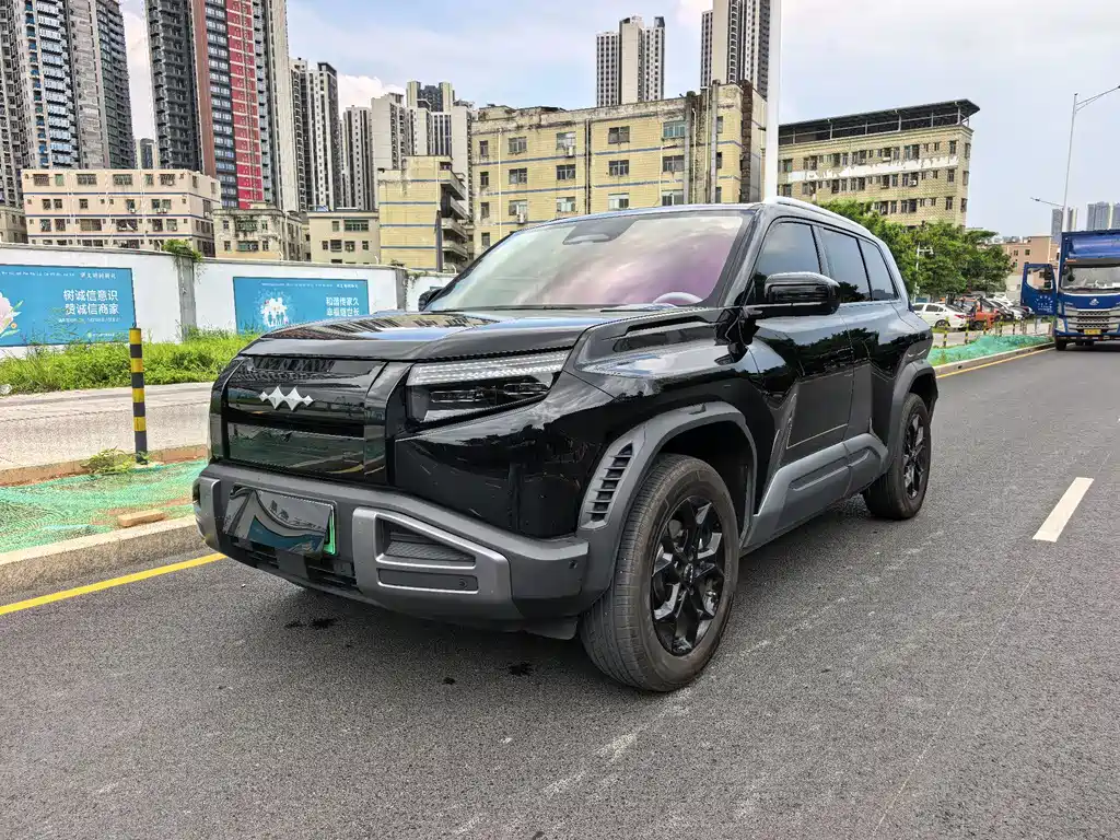Fang Cheng Bao Titanium 3 2025