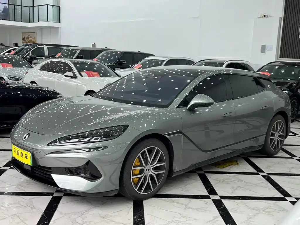 Denza Z9GT 2024 1100 four-wheel drive Max version