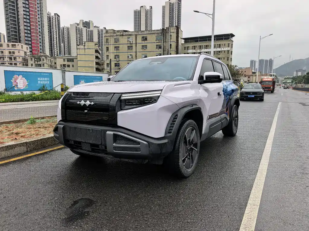 Fang Cheng Bao Titanium 3 2025