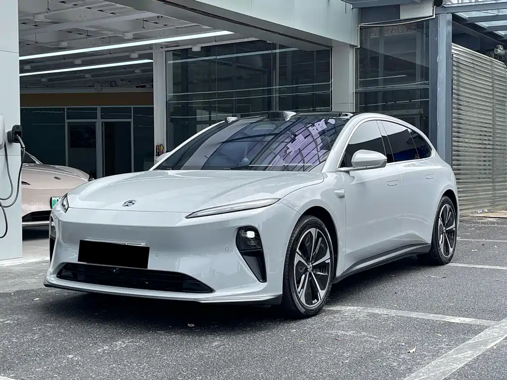 NIO ET5T 2024