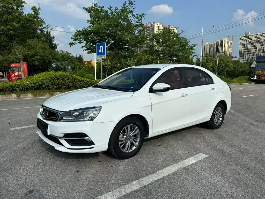 Geely Emgrand 2018