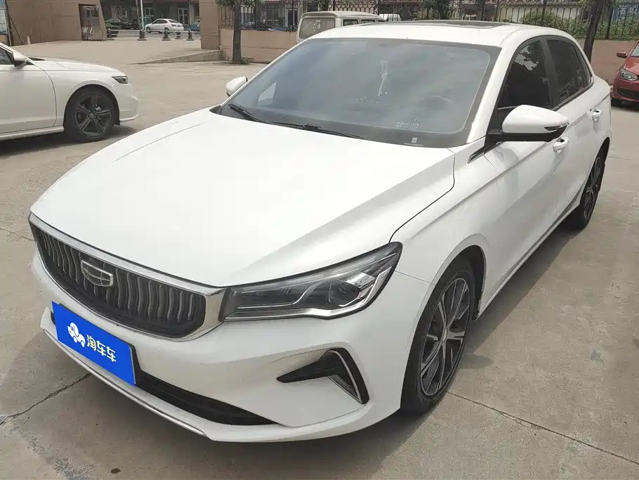 Geely Emgrand 2023