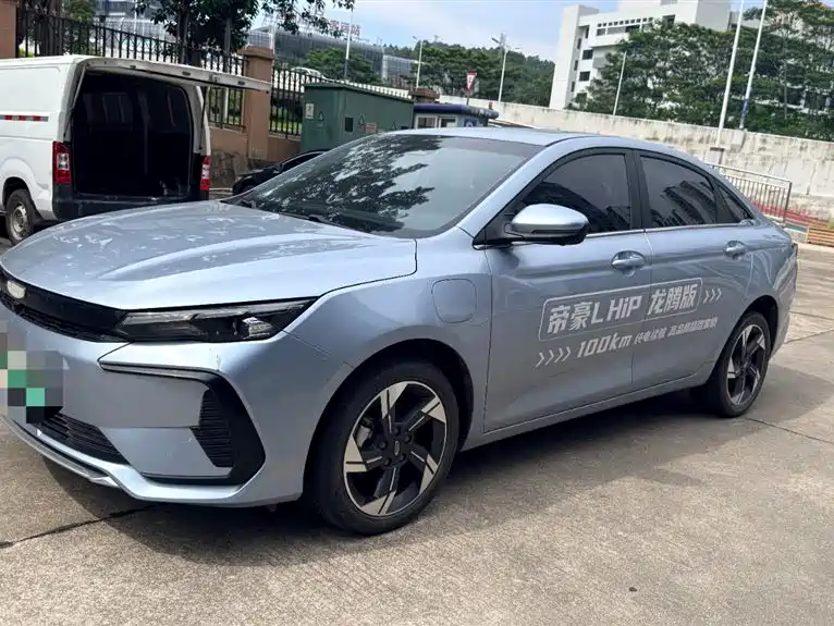 Geely L HiP 2023