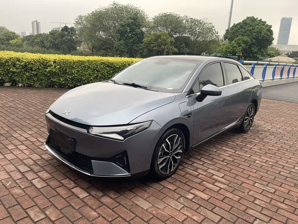 XPENG P5 2022