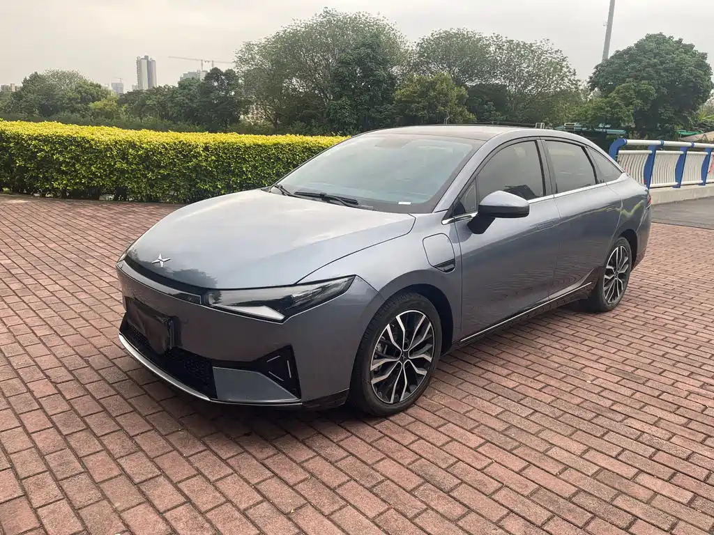 XPENG P5 2022