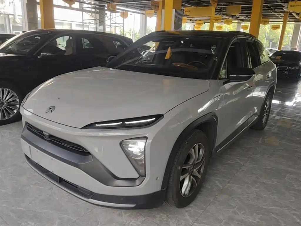 NIO ES6 2021
