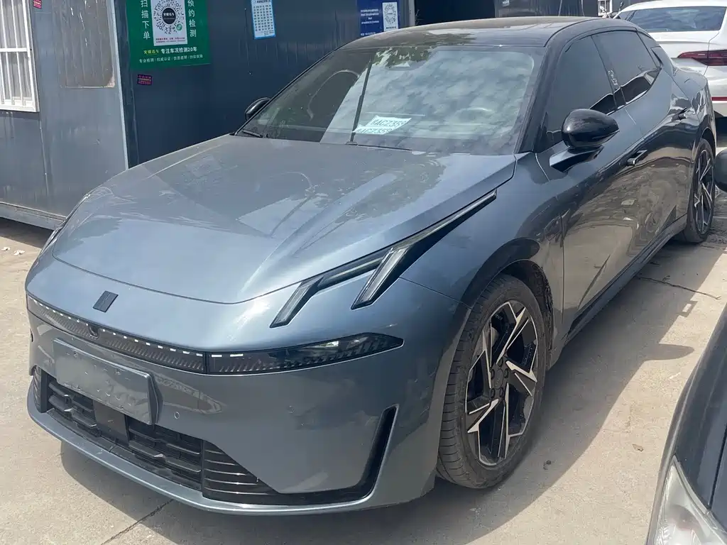 Lynk & Co 07 EM-P 2024