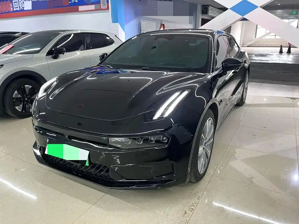 Zeekr 001 2023