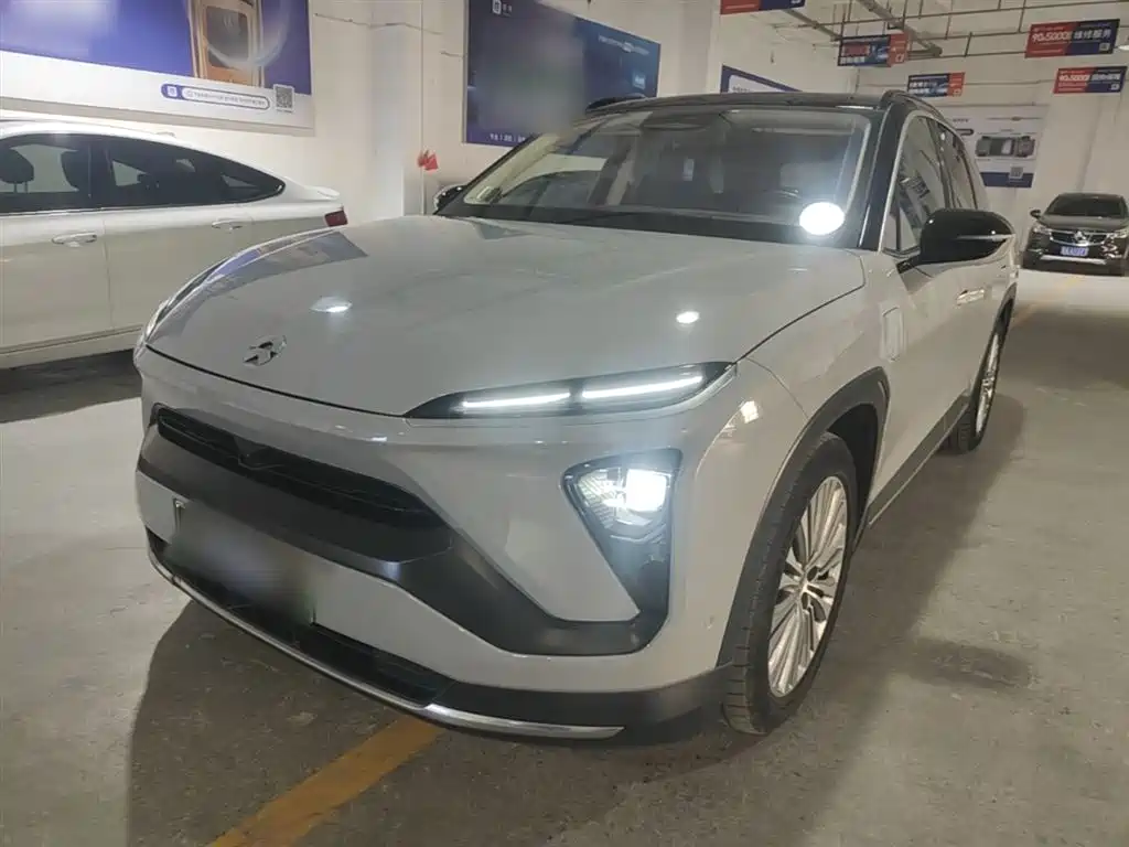 NIO ES6 2020