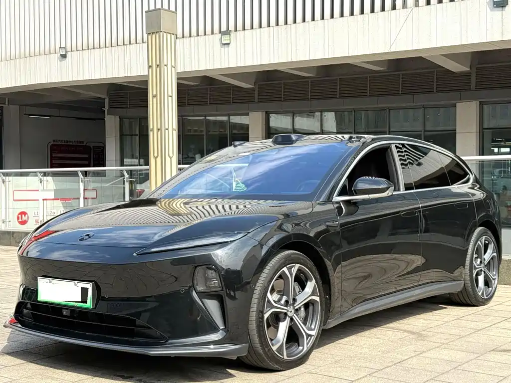 NIO ET5T 2024