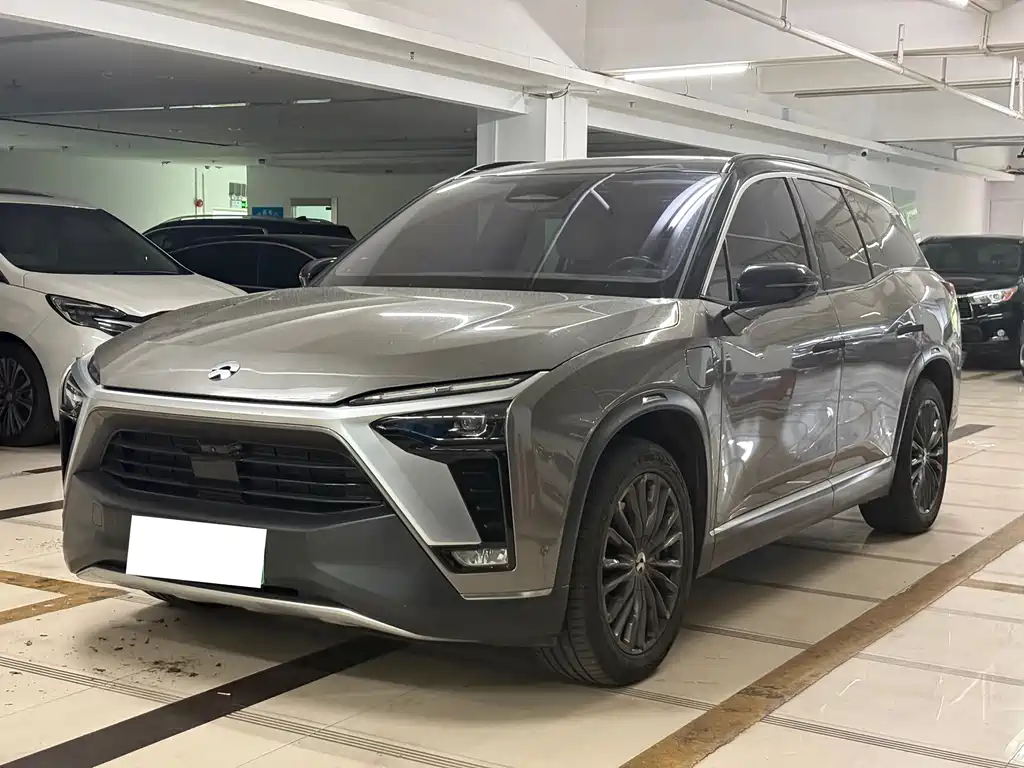 NIO ES8 2021