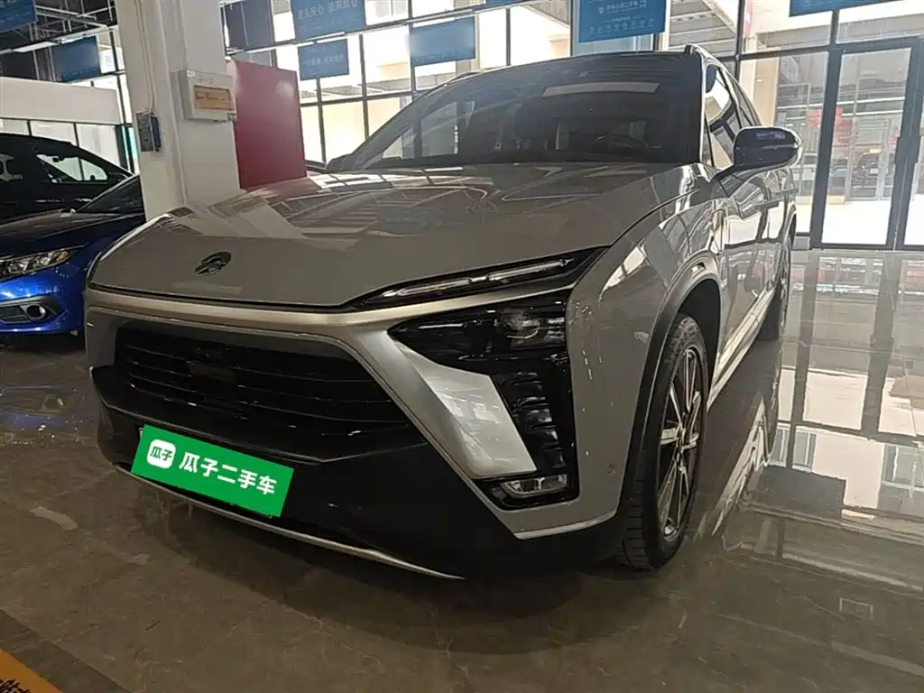 NIO ES8 2020