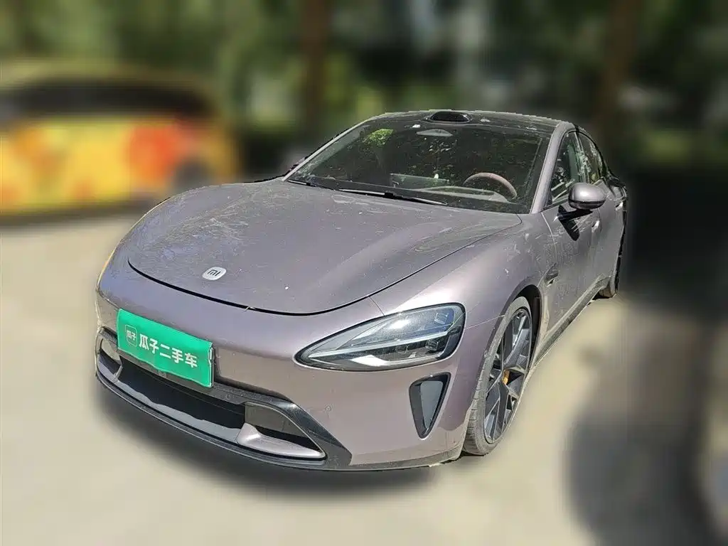 Xiaomi SU7 2024