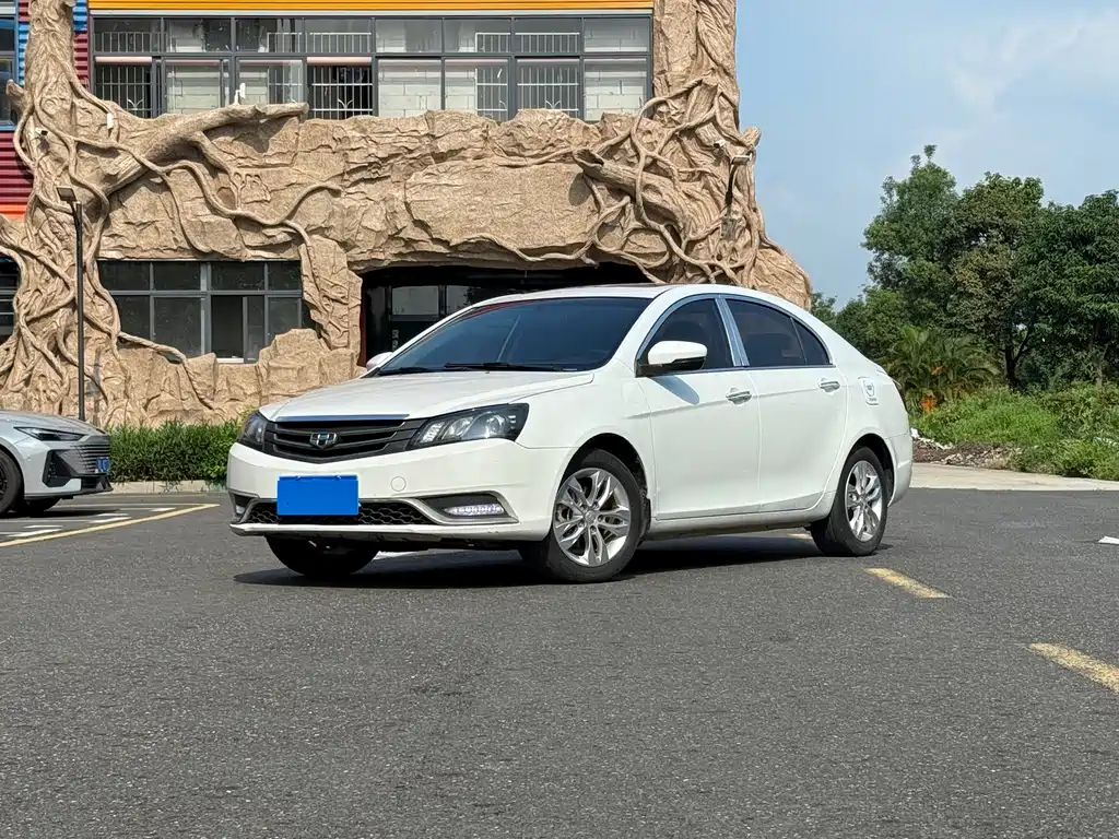 Geely Emgrand 2015