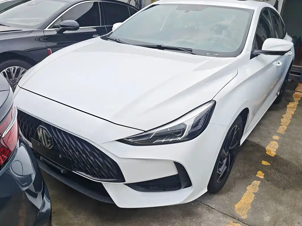 MG MG5 2021
