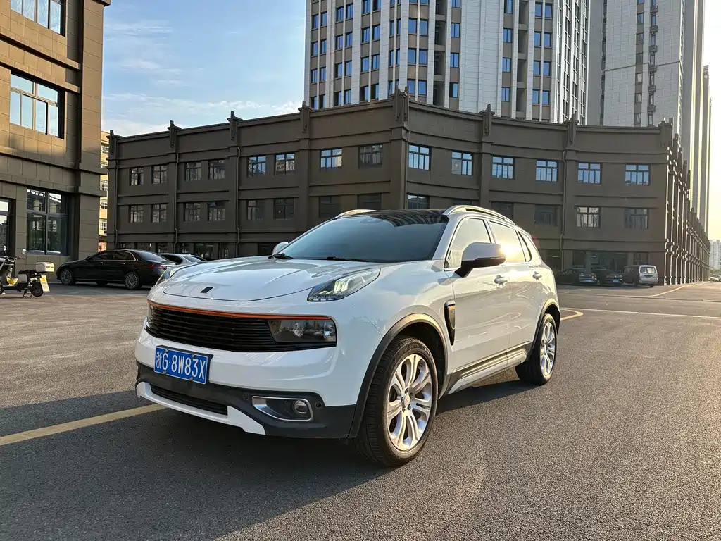 Lynk & Co 01 2018