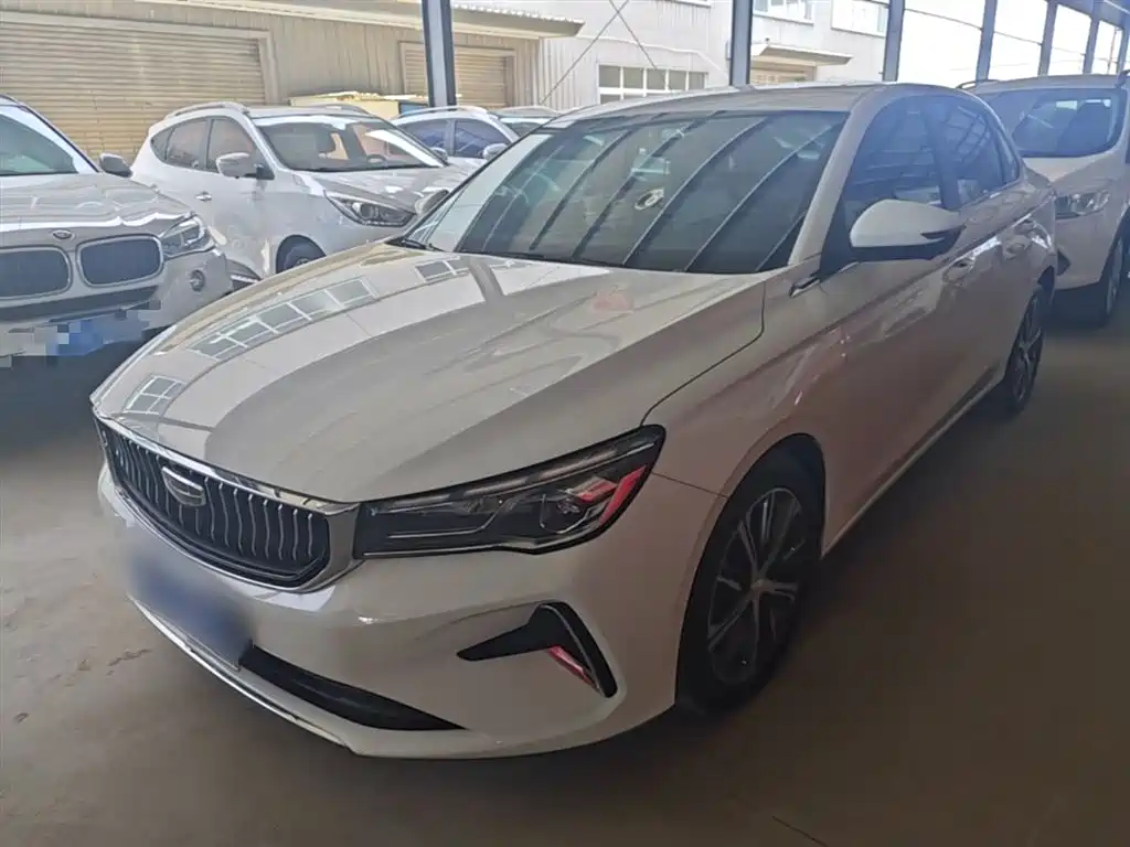 Geely Emgrand 2025