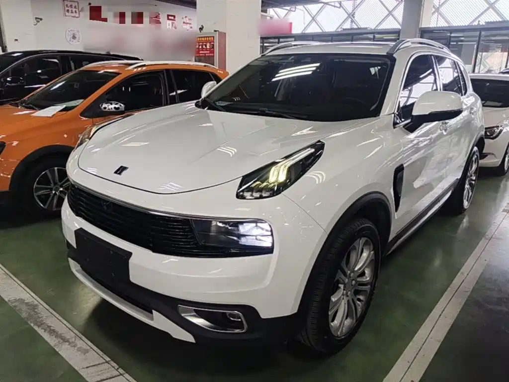 Lynk & Co 01 2020