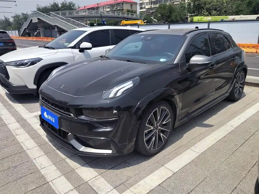 Lynk & Co 02 Hatchback 2021