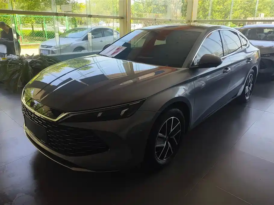 BYD Qin L 2024
