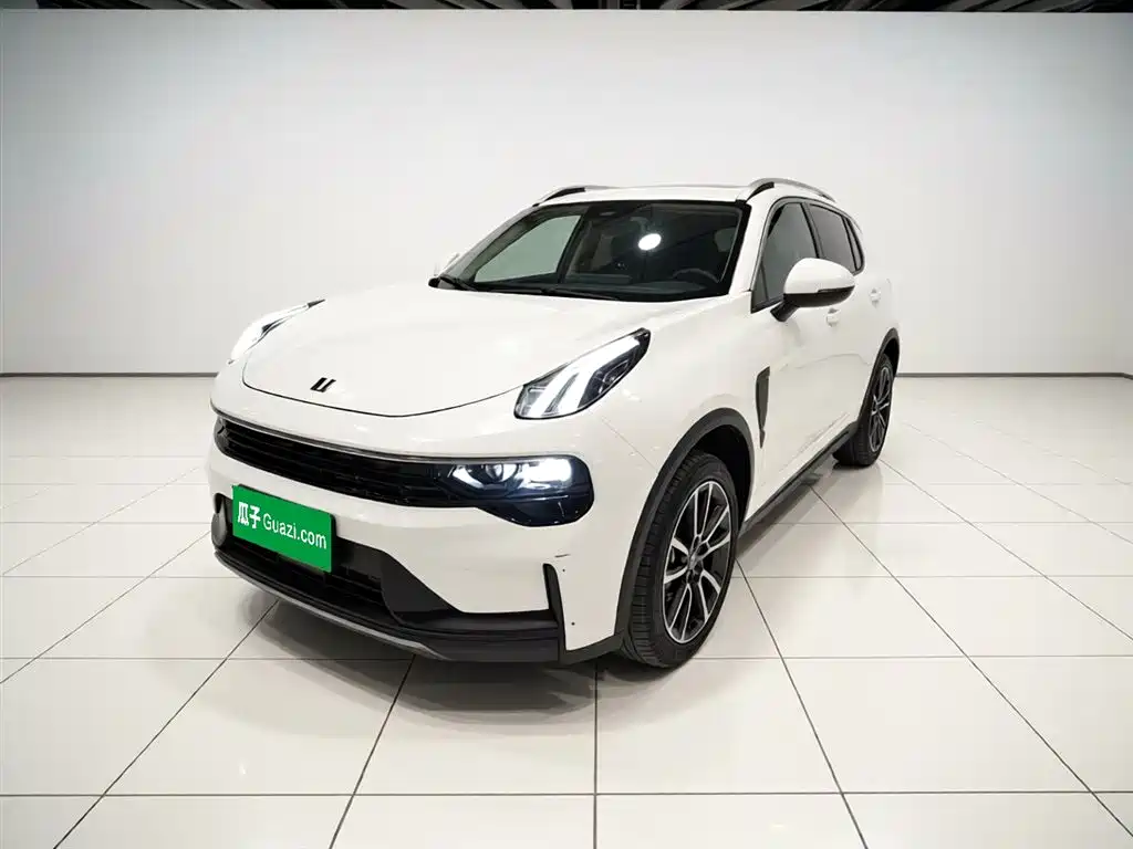 Lynk & Co 01 2023