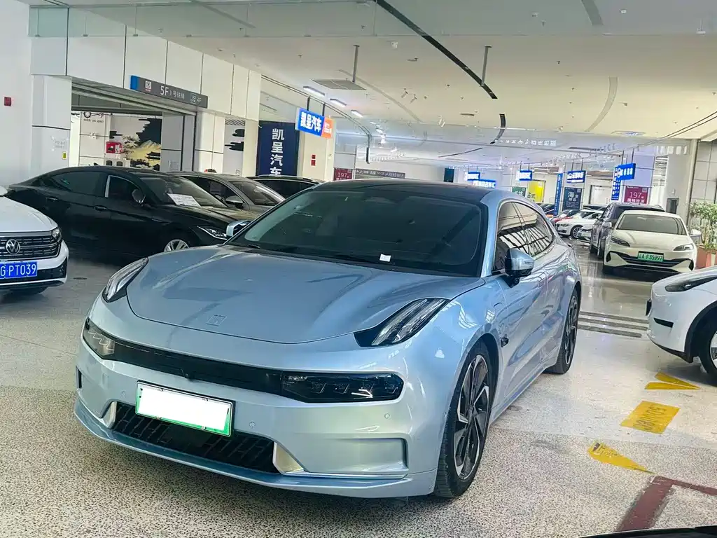 Zeekr 001 2022