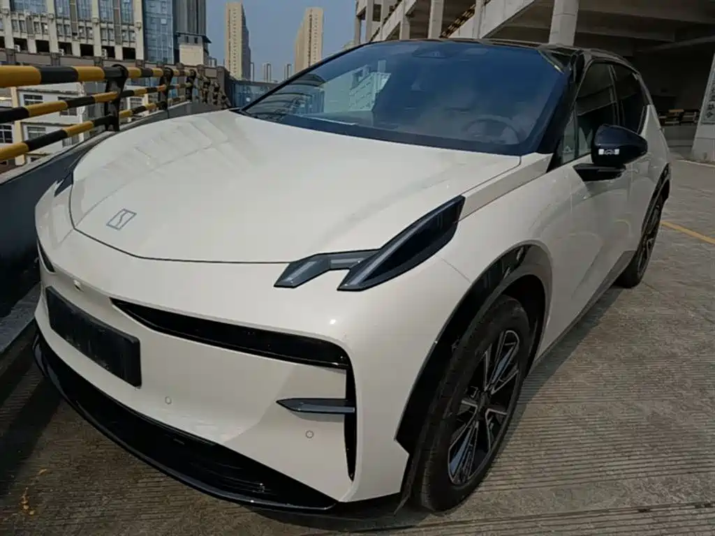 Zeekr X 2024