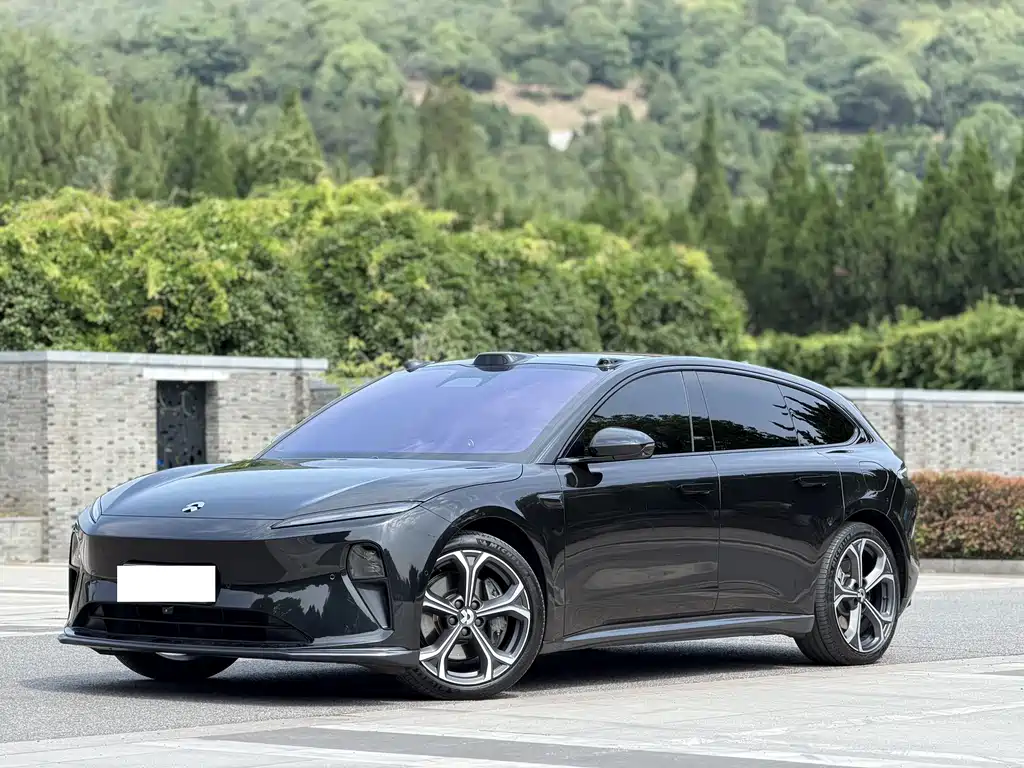 NIO ET5T 2024