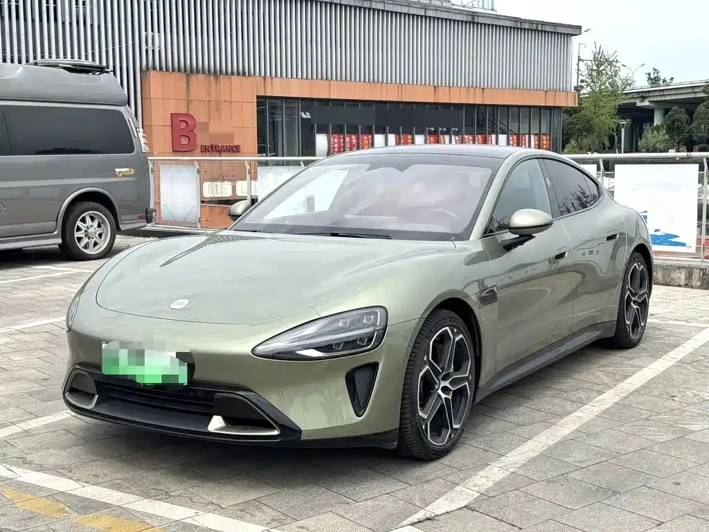 Xiaomi SU7 2024
