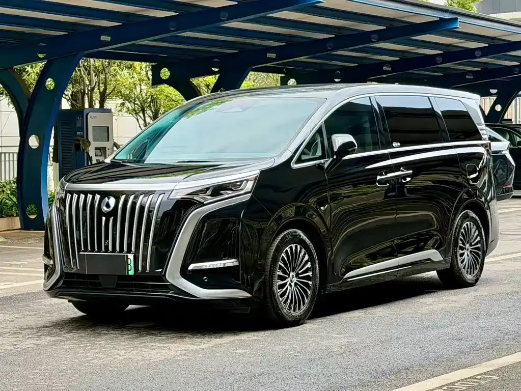 Denza D9 2022 EV 600 four-wheel drive flagship model