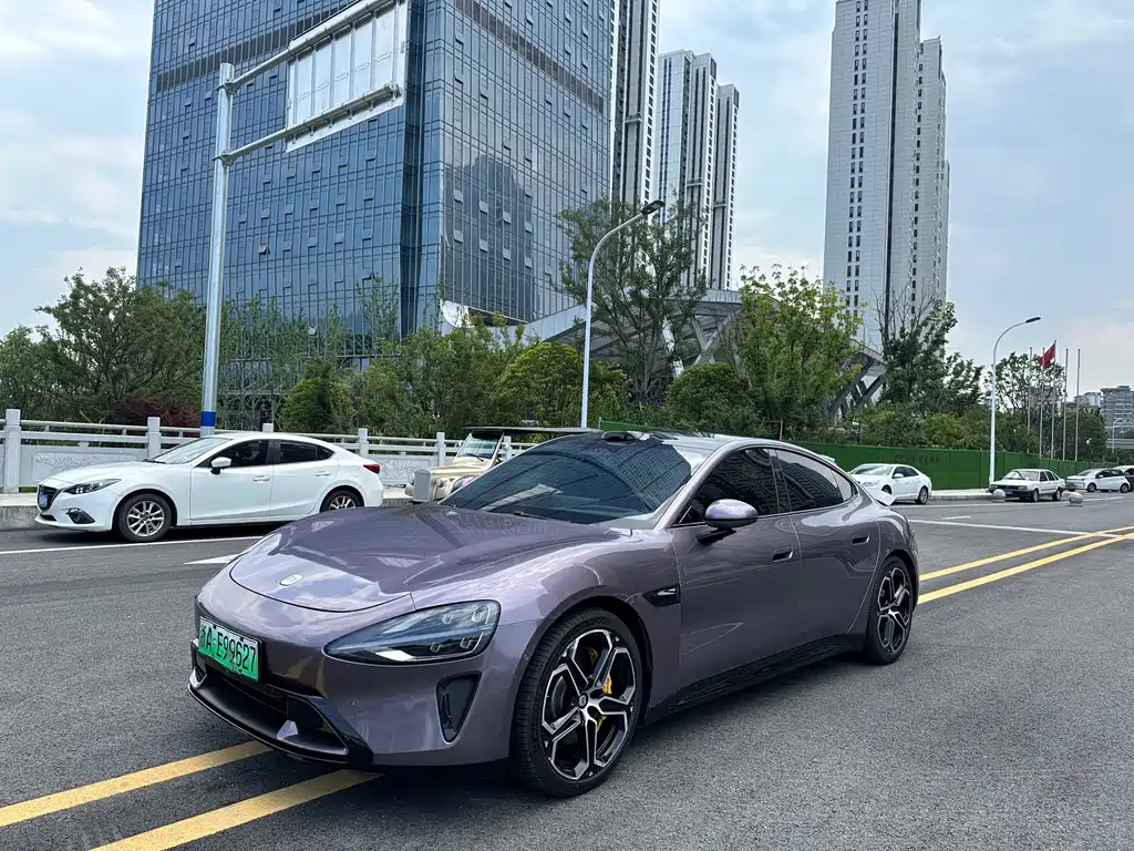 Xiaomi SU7 2025