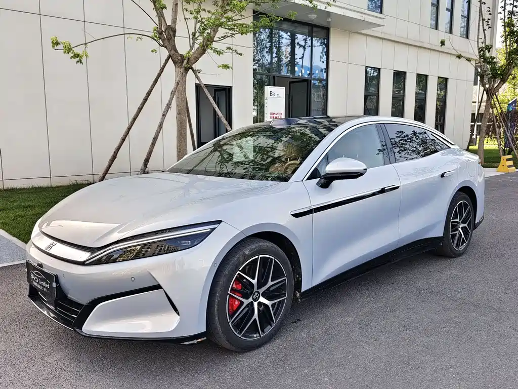 BYD 汉L 2025