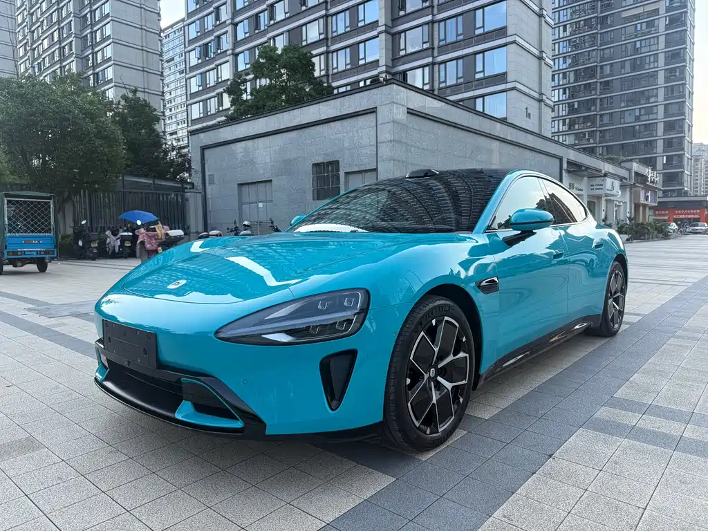 Xiaomi SU7 2025