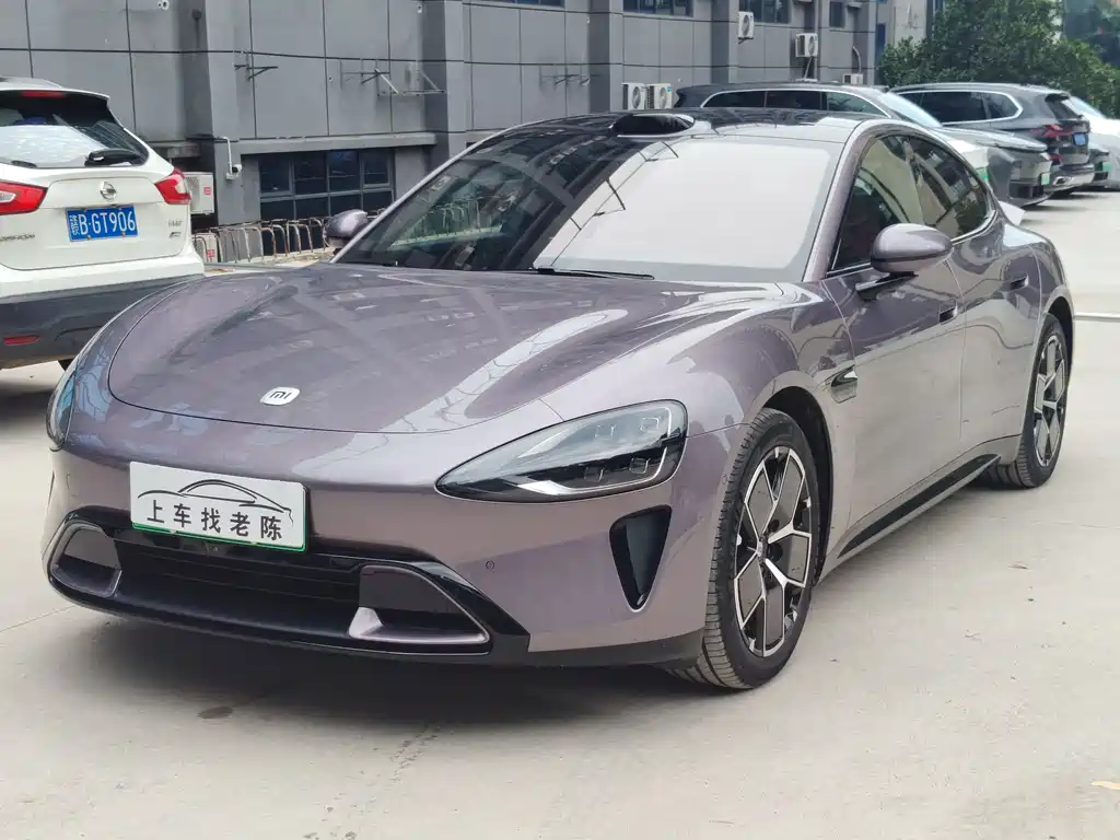 Xiaomi SU7 2025