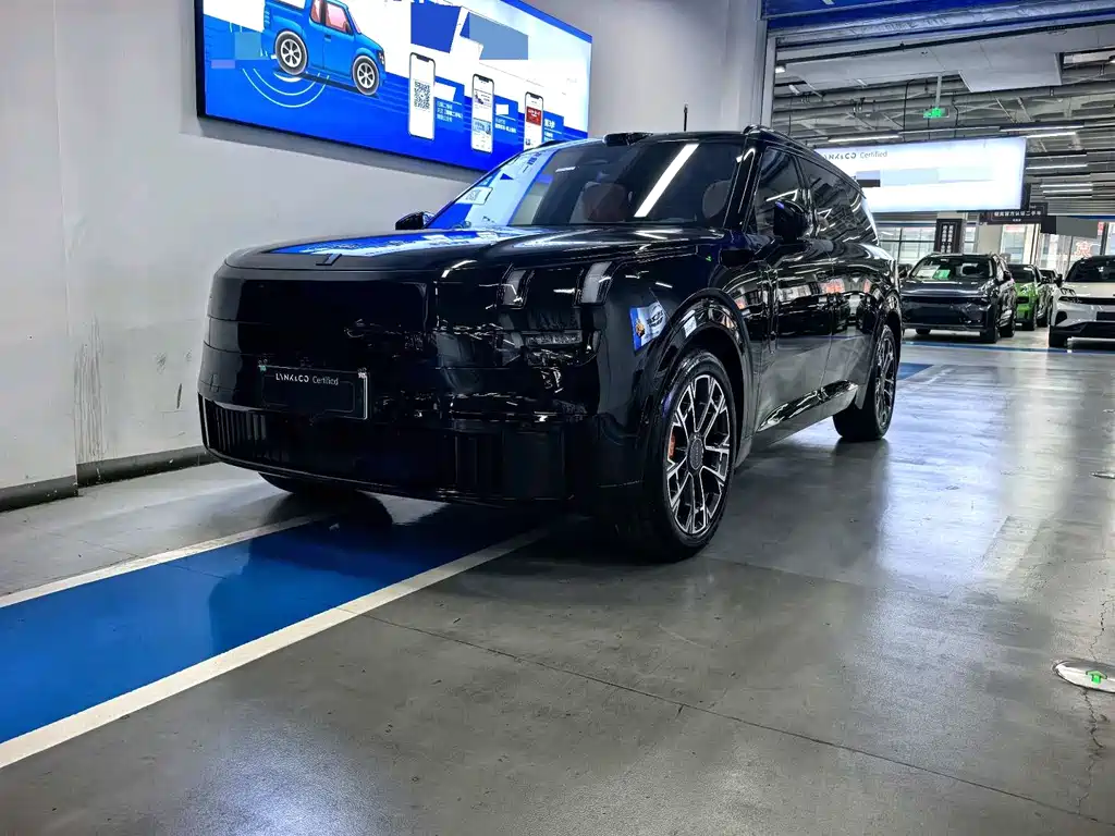 Lynk & Co 领克900 2025