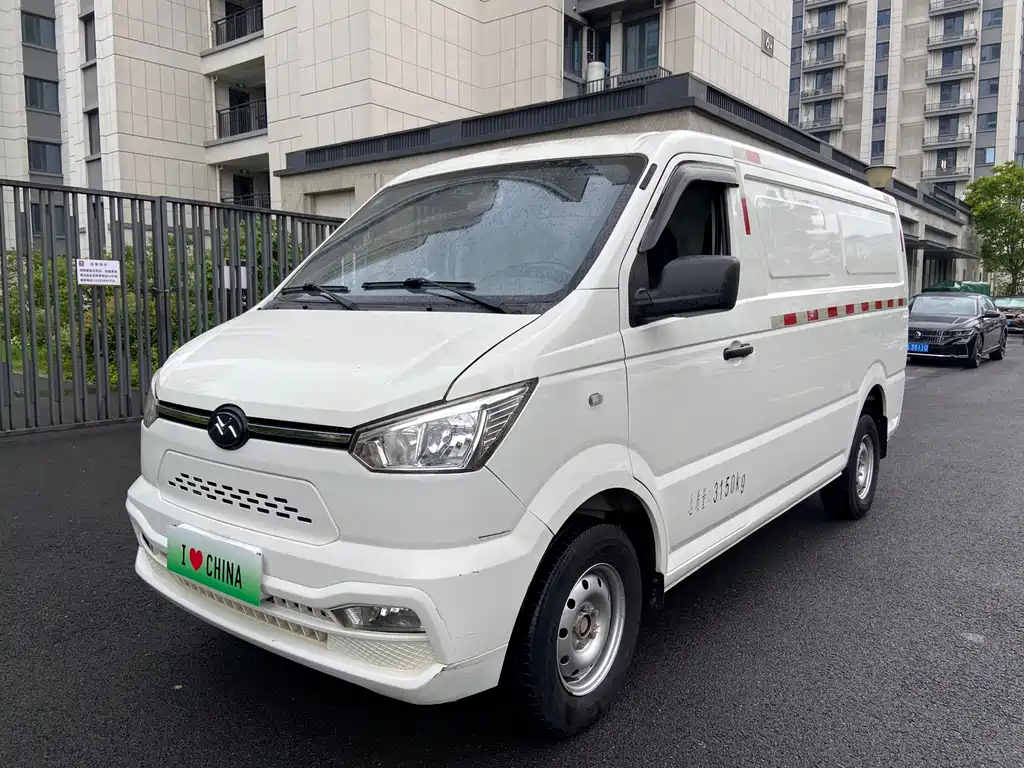 Geely Shuailing 2022