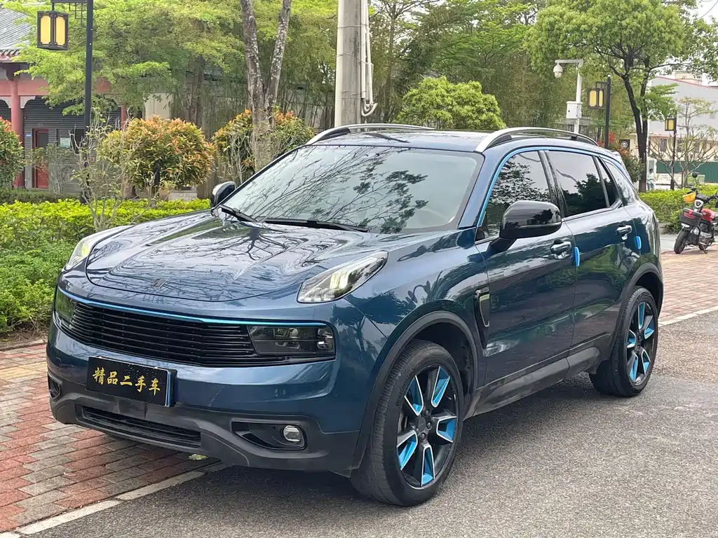 Lynk & Co 01 2018