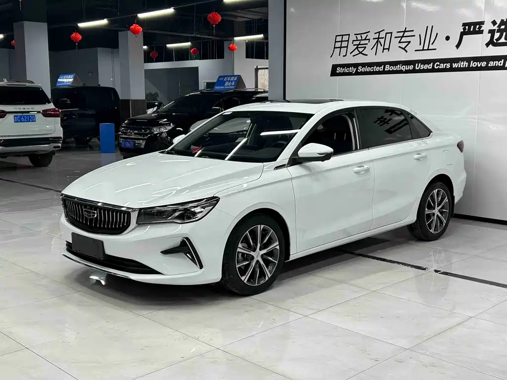Geely Emgrand 2024
