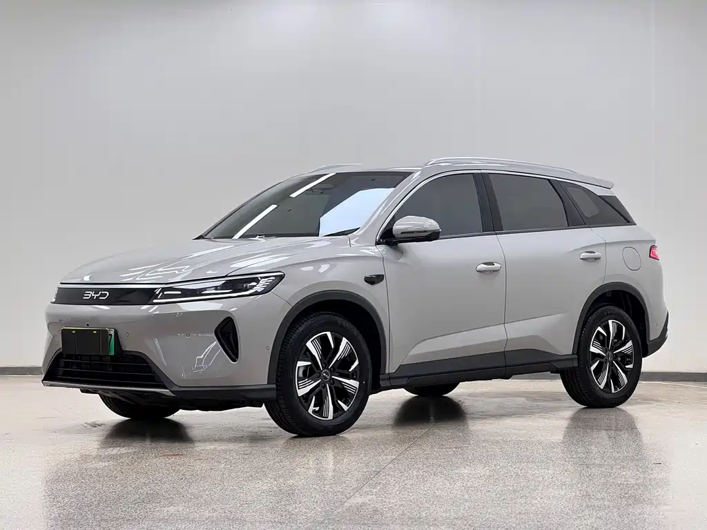 BYD Seal 05 DM-i 2025