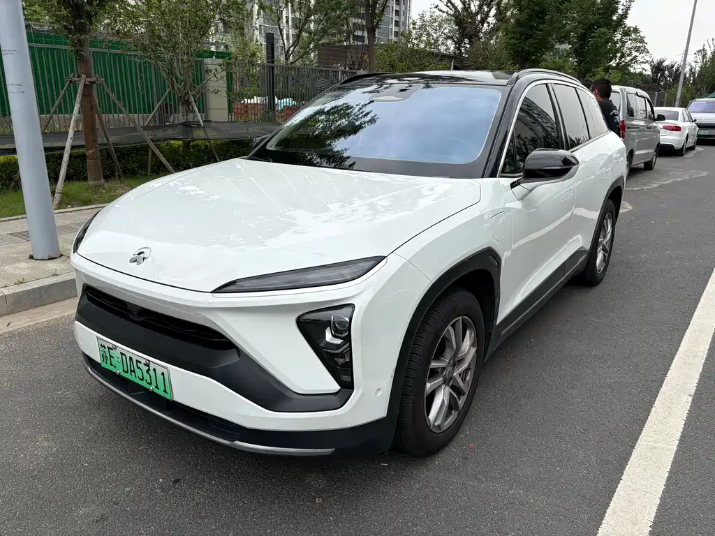 NIO ES6 2021