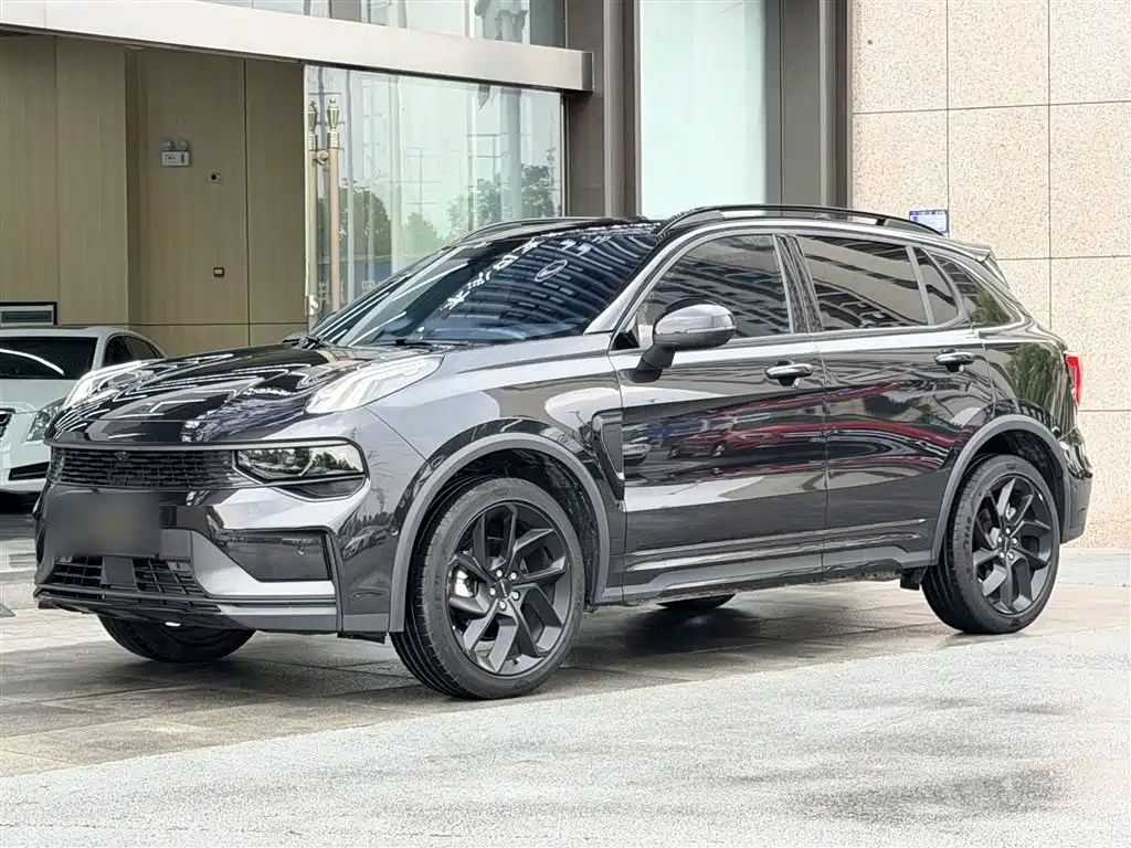 Lynk & Co 01 2023