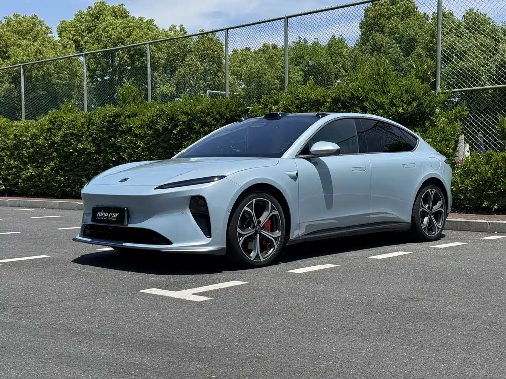 NIO ET5 2022