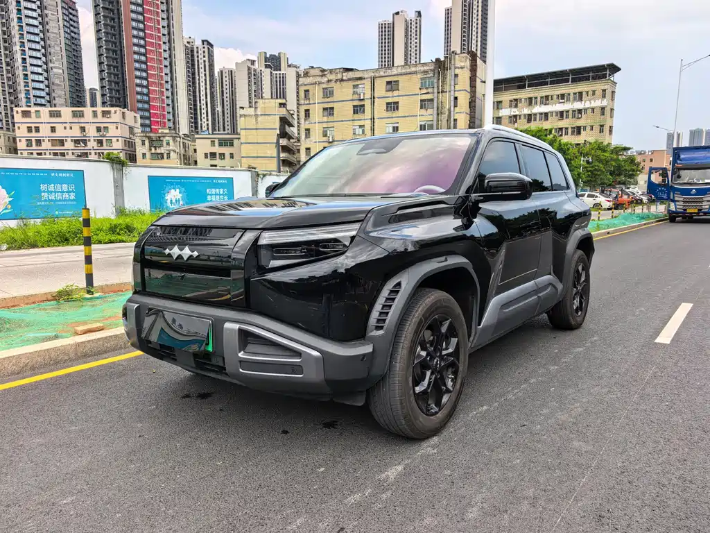 Fang Cheng Bao Titanium 3 2025