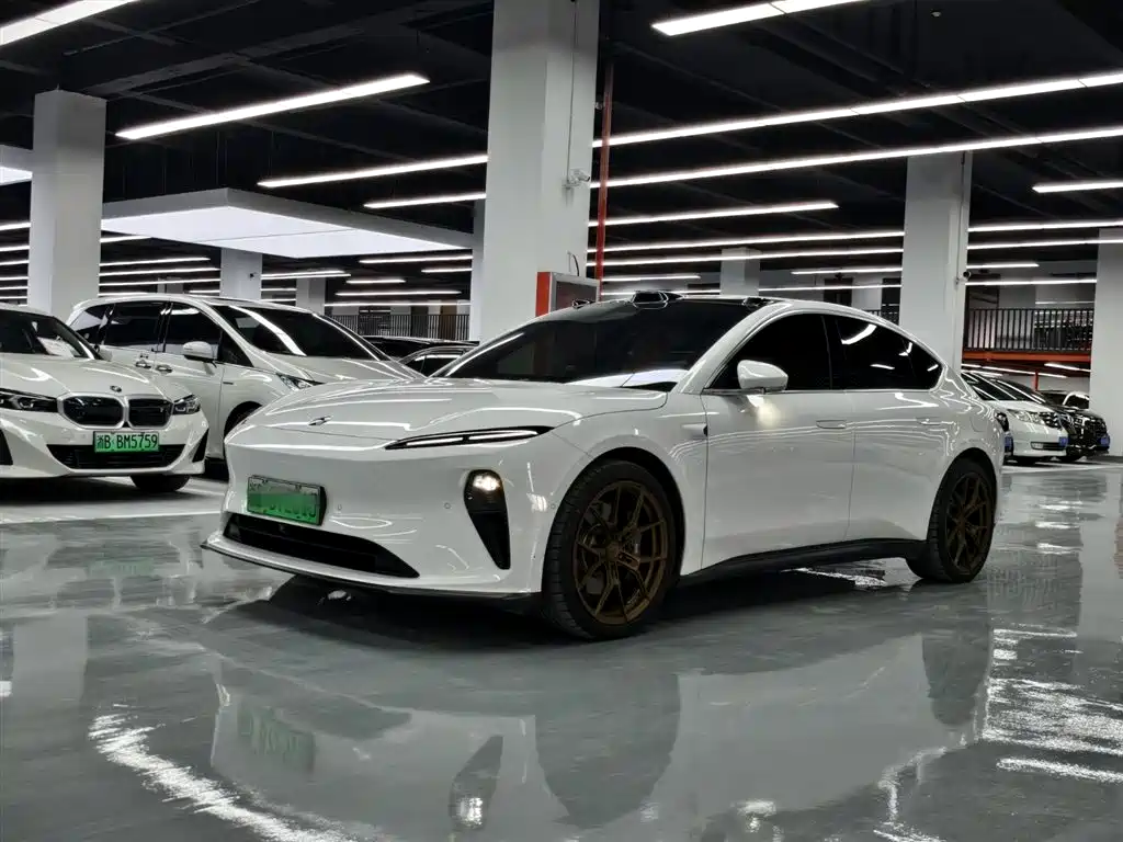 NIO ET5 2023