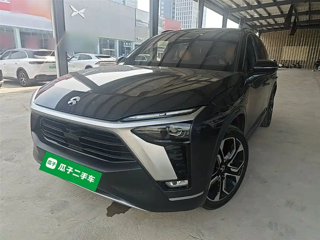 NIO ES8 2022