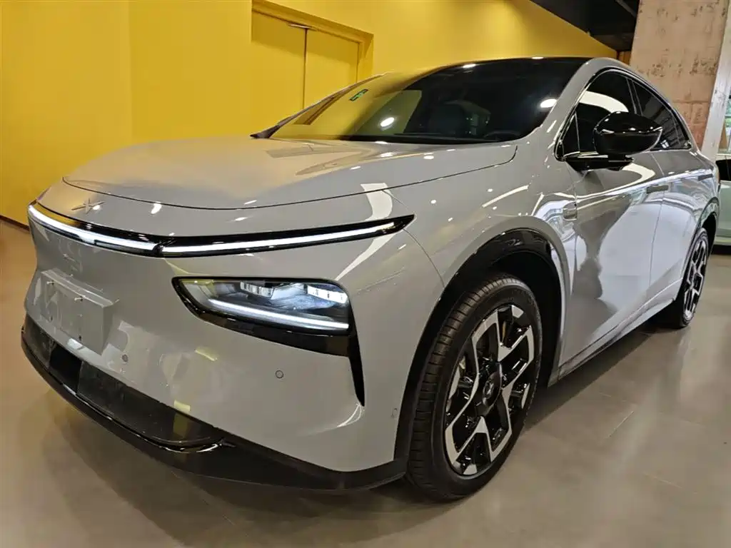 XPENG 小鹏G7 2025