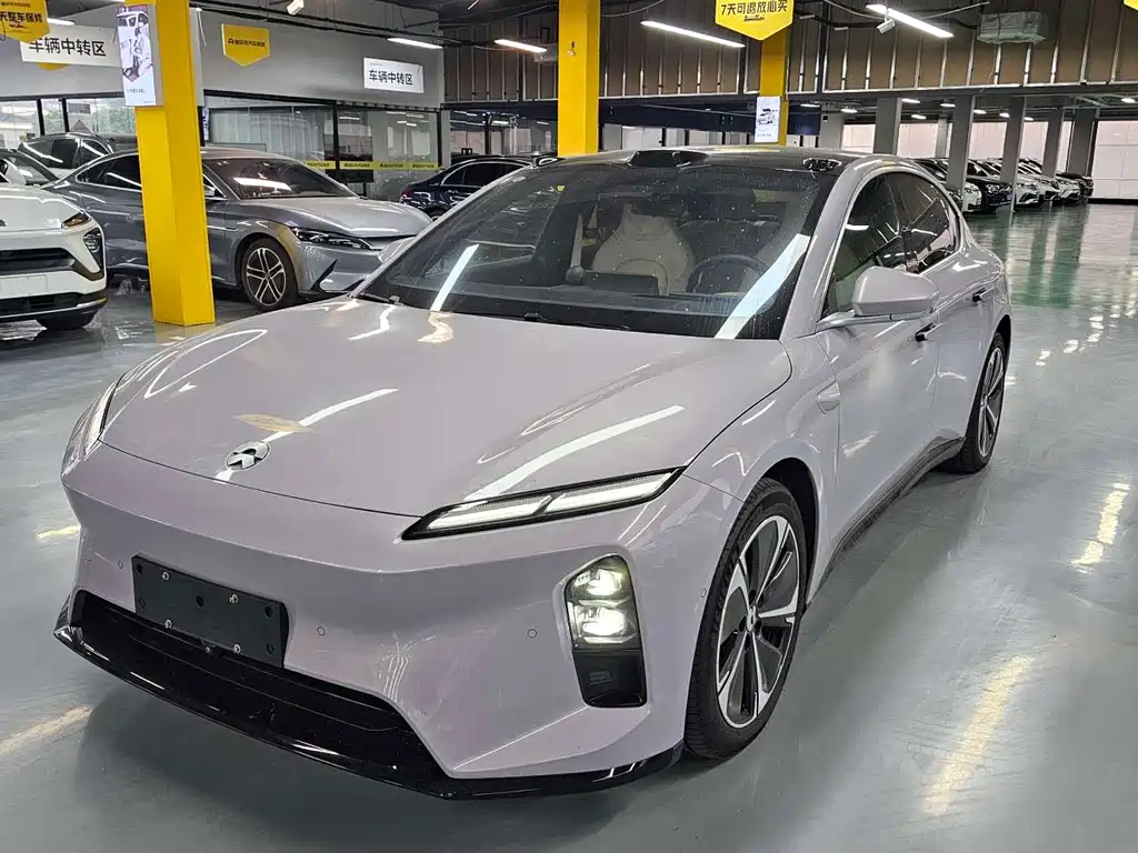 NIO ET5 2025